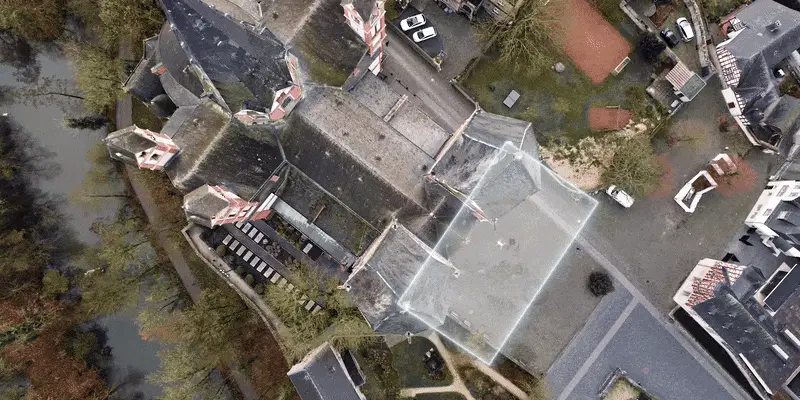 DJI Matrice 4E rapid aerial mapping of a building